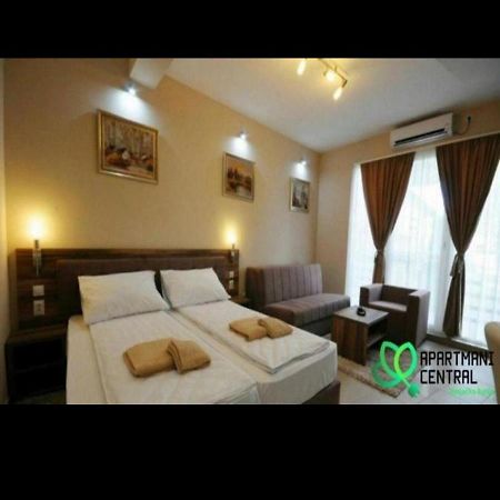 Apartmani Central 2.0 & Free Parking วรินรัชกา บานยา ภายนอก รูปภาพ